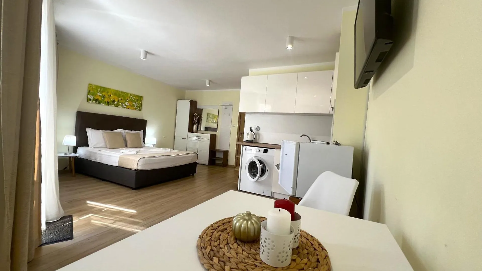 Luxury Apartmemts Burgas City Apartment